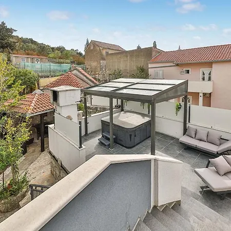 Premium With Jacuzzi