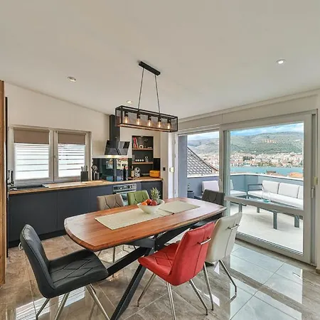 Premium With Jacuzzi *